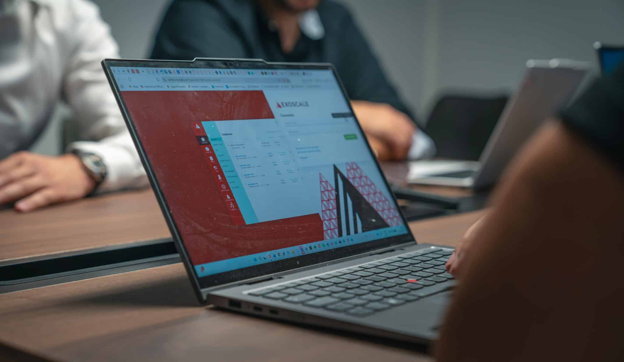 Trustinfo service informatique - Ecran ordinateur